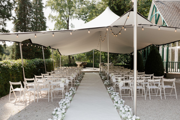 Schloss Grünewald | Historischer Pavillon und Terrasse